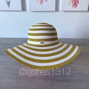 JUICY COUTURE Sun Hat Floppy Straw Beach Cap - White & Metallic Gold